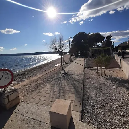 Jezidzic * Kaštela
