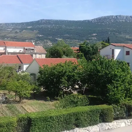 Jezidzic Apartamento Kaštela